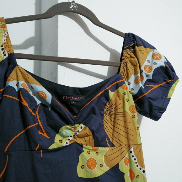 Betsey Johnson Dresses & Skirts - Betsey johnson open shoulder mini dress